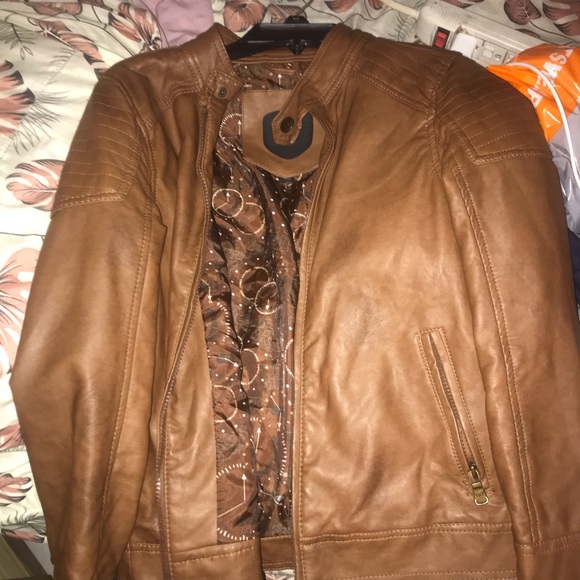 Selling jacket - Picture 2 of 2